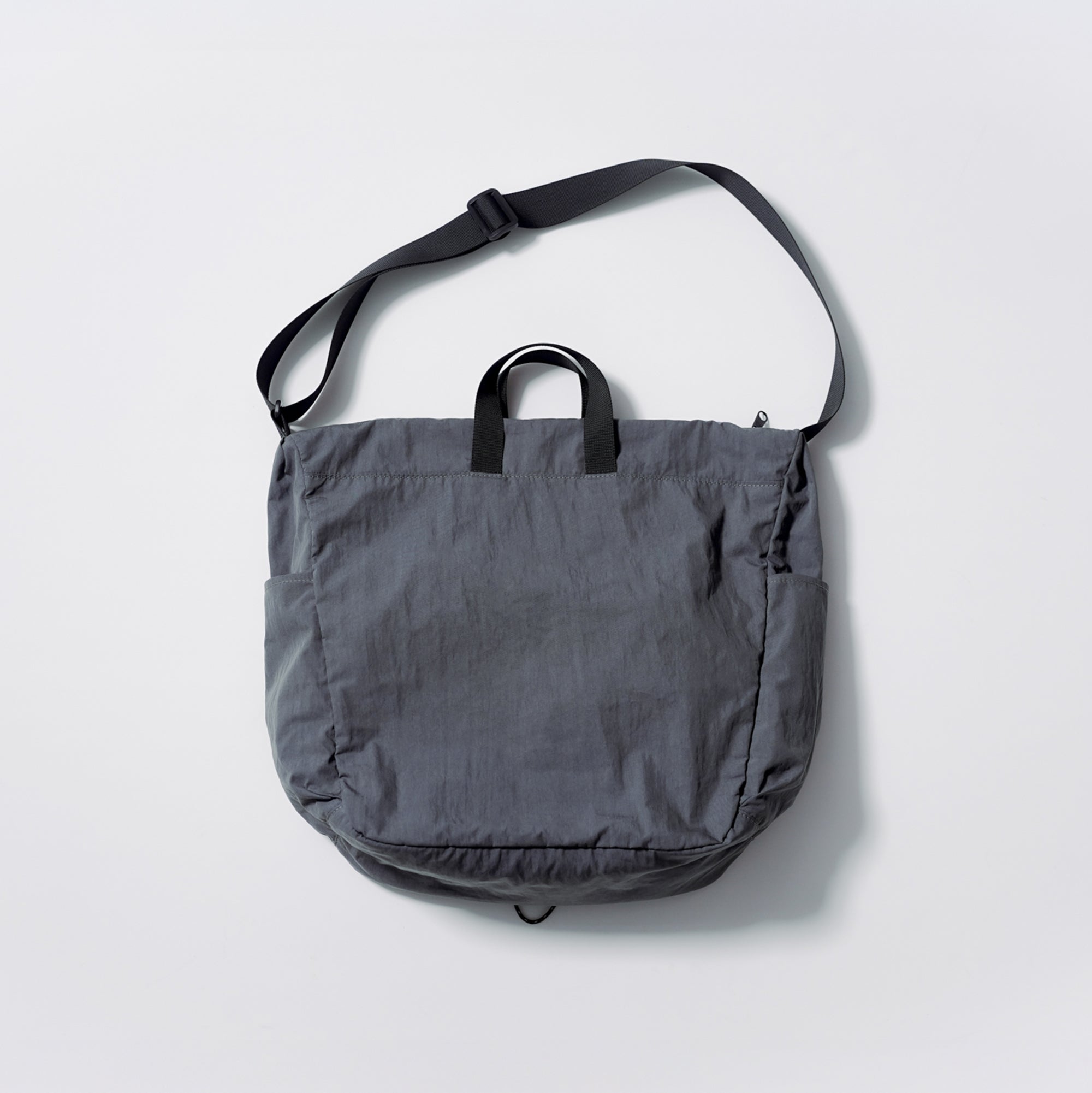 VEIL shoulder Gray / Outer