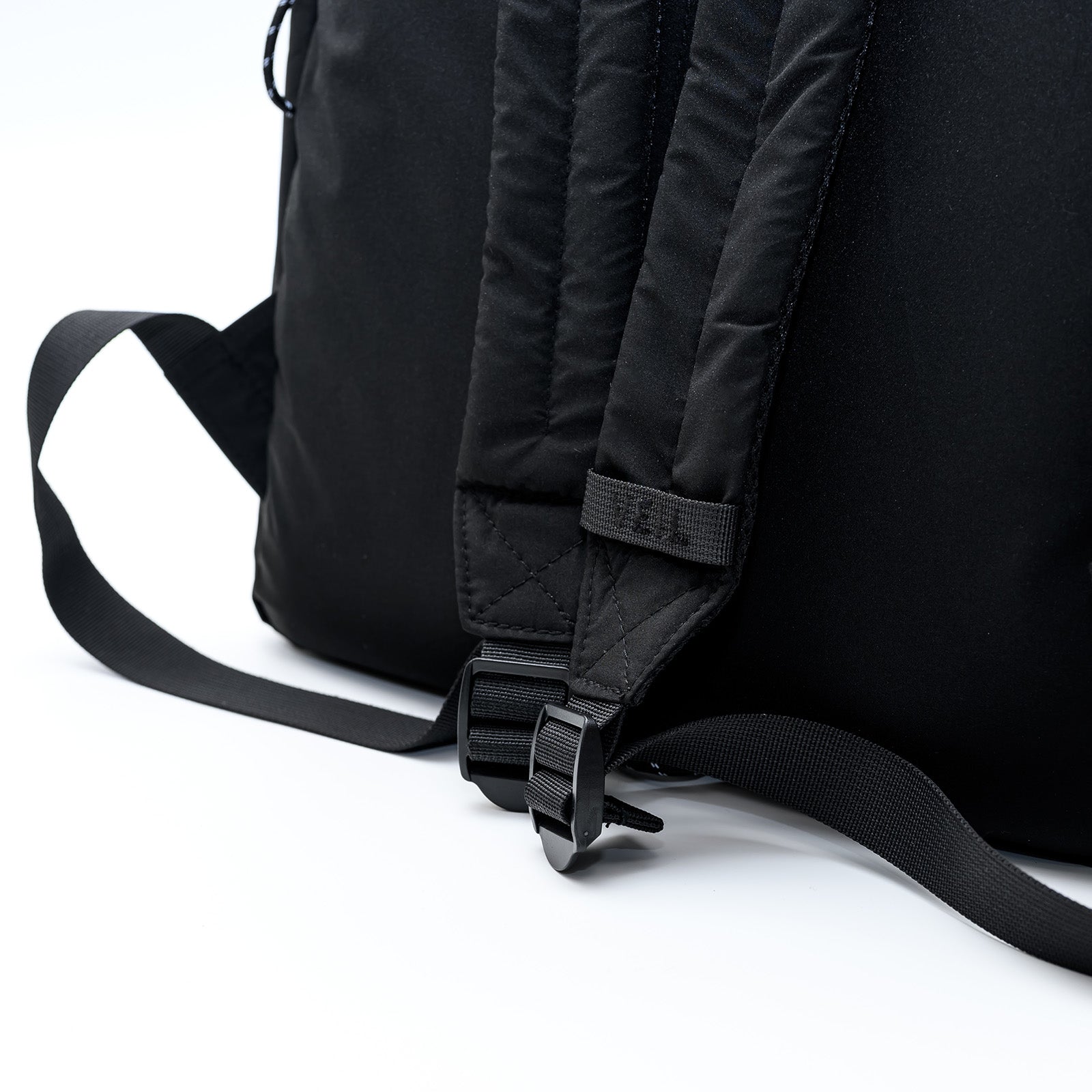 VEIL waterproof / Outer