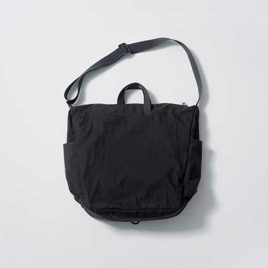 VEIL shoulder Black Outer