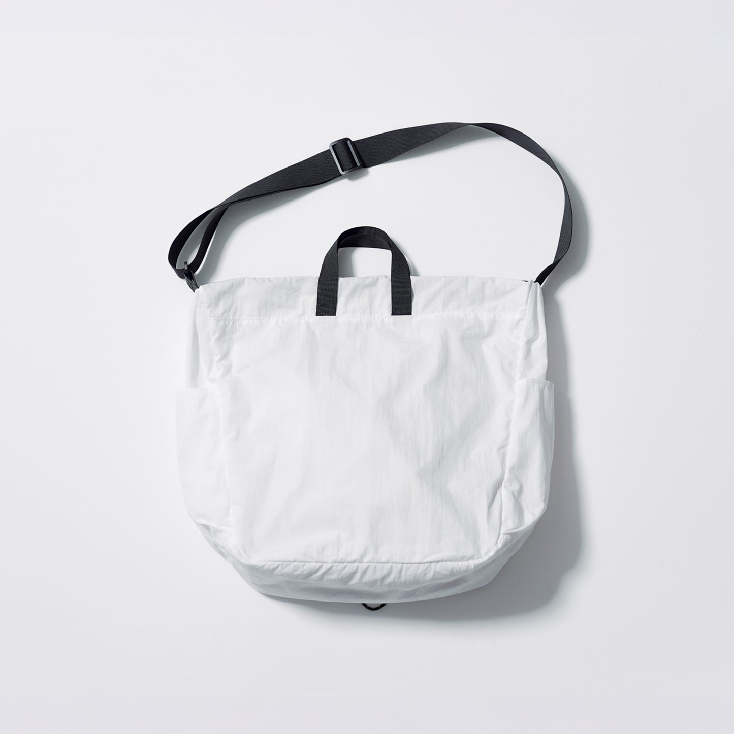 VEIL shoulder White Outer