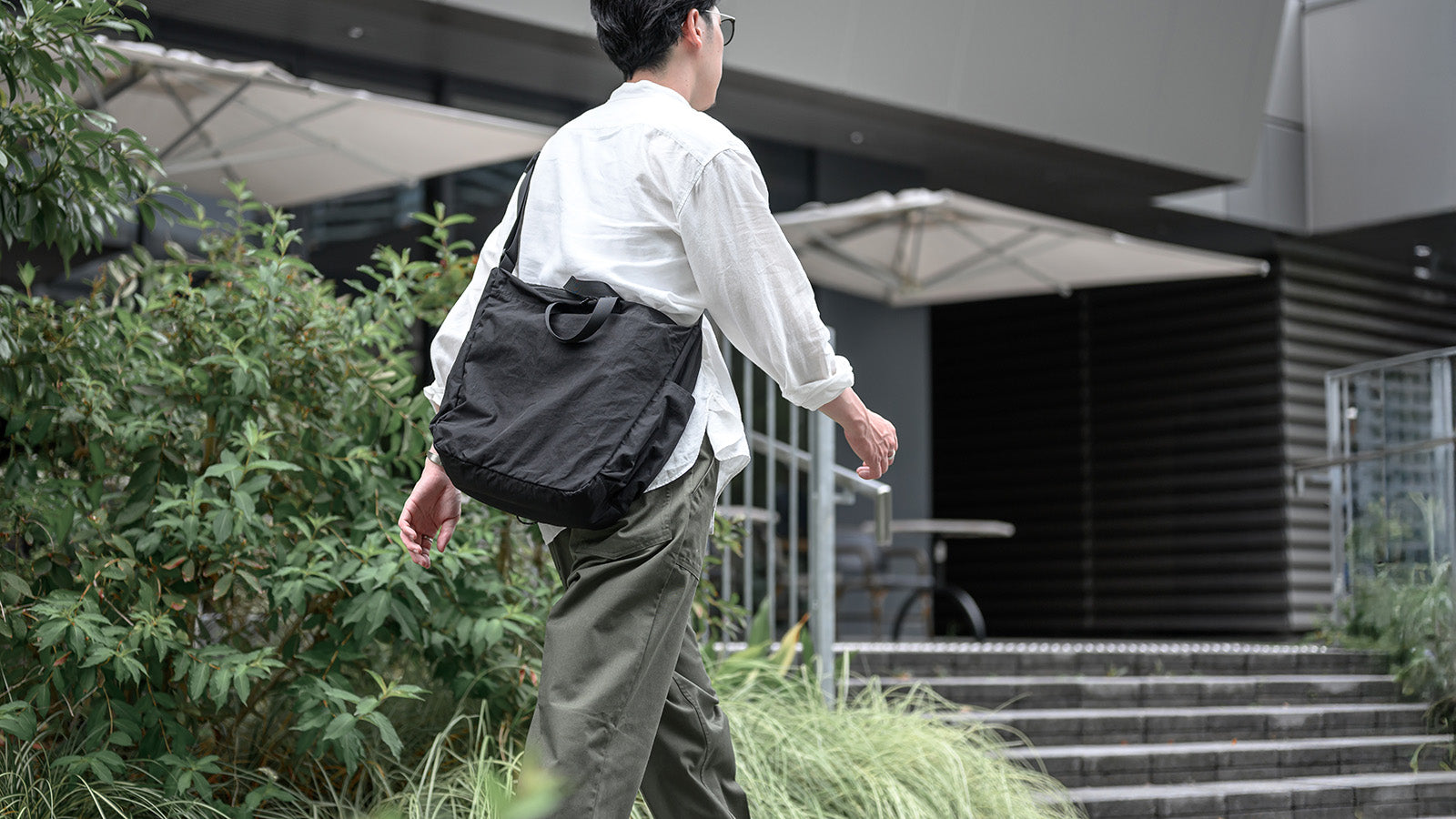 超軽量｜洗濯可｜VEIL ショルダーバッグ アウター