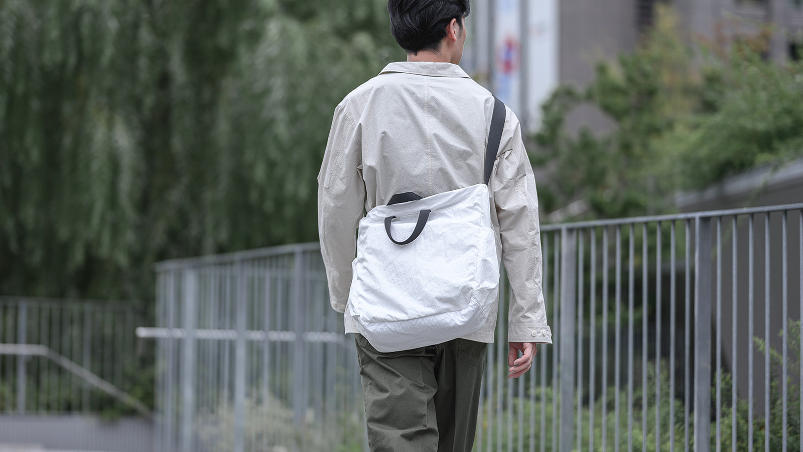 超軽量｜洗濯可｜VEIL ショルダーバッグ アウター